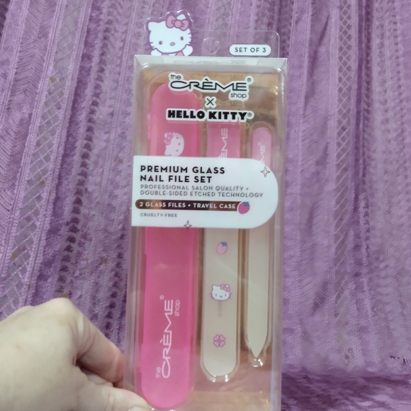 NWT Hello Kitty Glass Nail File Gift Set - Picture 3 of 5